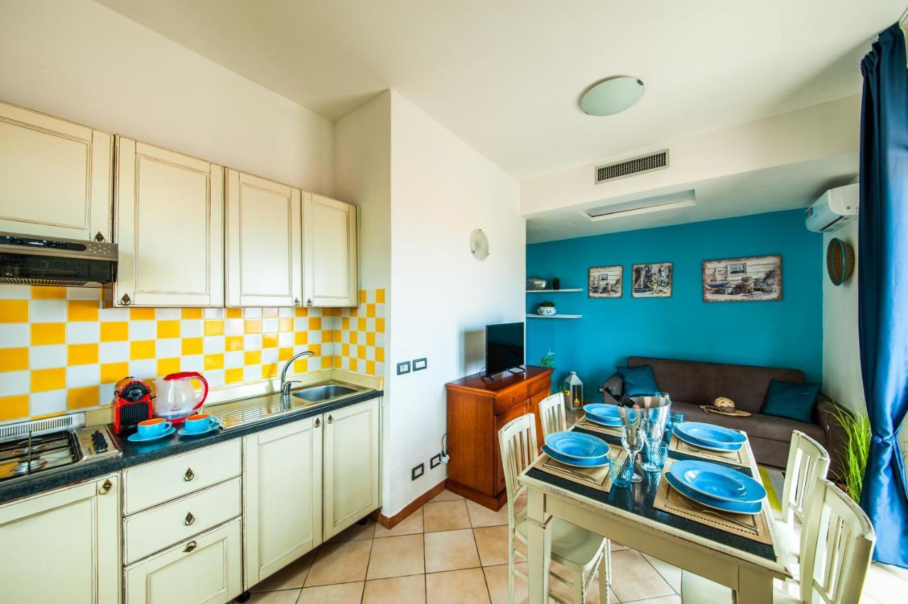 Apartamento Casa Vacanze Il Grecale-A Pochi Passi Dal Mare Castelsardo Exterior foto